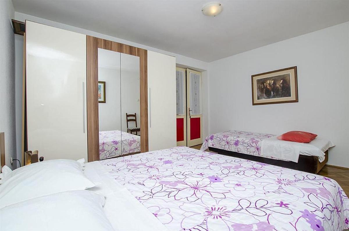 Apartments By The Sea Baska Voda, Makarska - 12714 Exterior foto